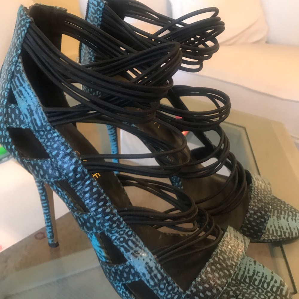 Kendall & Kylie Strappy Heels size 8
